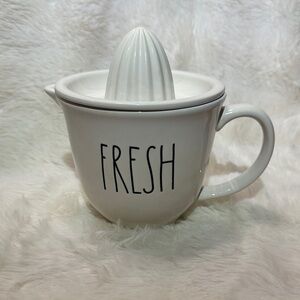 Rae Dunn By Magenta Orange Juicer “Fresh”